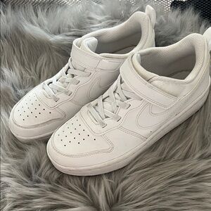 EUC Nike Court Borough Low Recraft DV5457-106 Kids 2.5Y White Low Top Sneakers